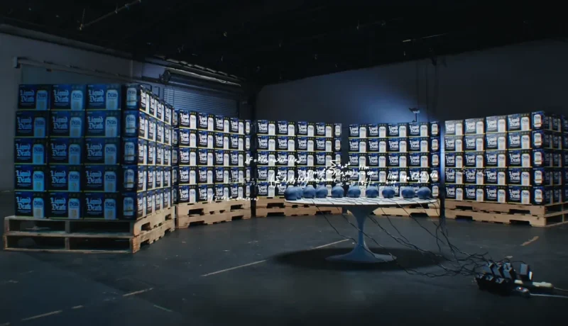 Liquid Death y Amazon lanzan “Agua Inteligente” para estudiantes