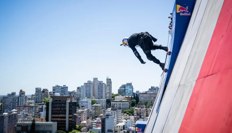 Sandro Dias y Red Bull: Récord Guinness en la Rampa de Edificio Más Alta