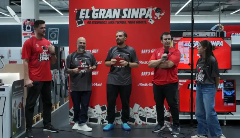 MediaMarkt e Ibai Llanos: «El Gran Sinpa» Vuelve con Tecnología Gratis y Espectáculo MediaMarkt e Ibai Llanos: «El Gran Sinpa» Vuelve con Tecnología Gratis y Espectáculo